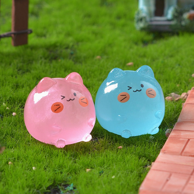 Magic Bag---Luminous Resin Cat Size 2.1*2.3cm