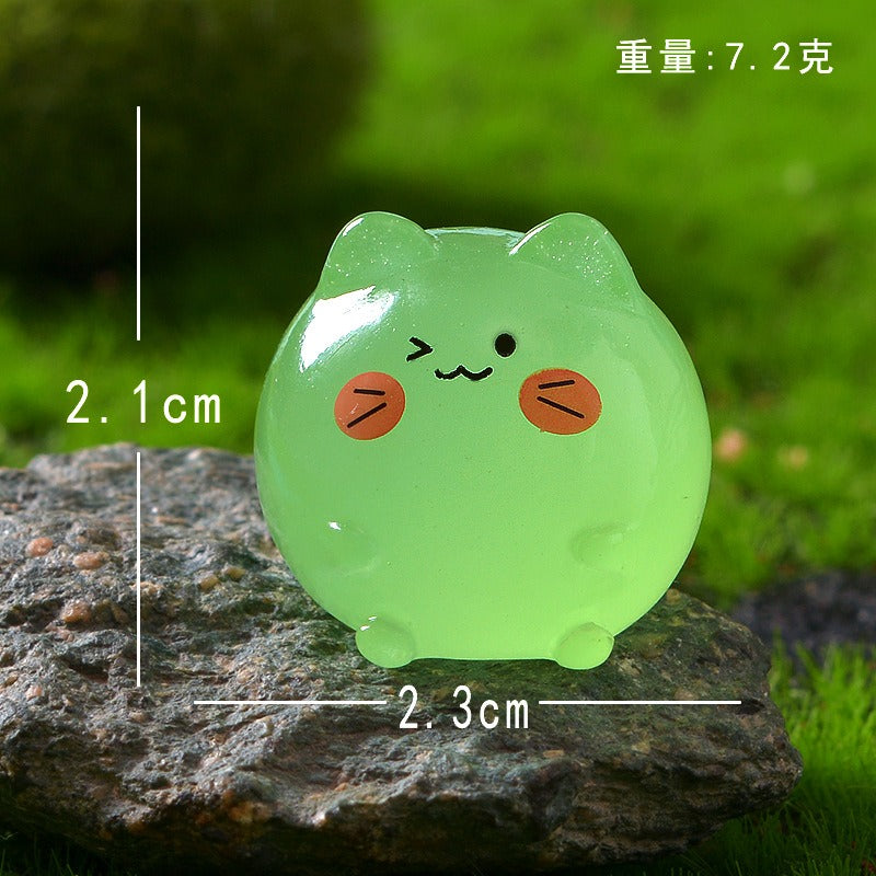 Magic Bag---Luminous Resin Cat Size 2.1*2.3cm