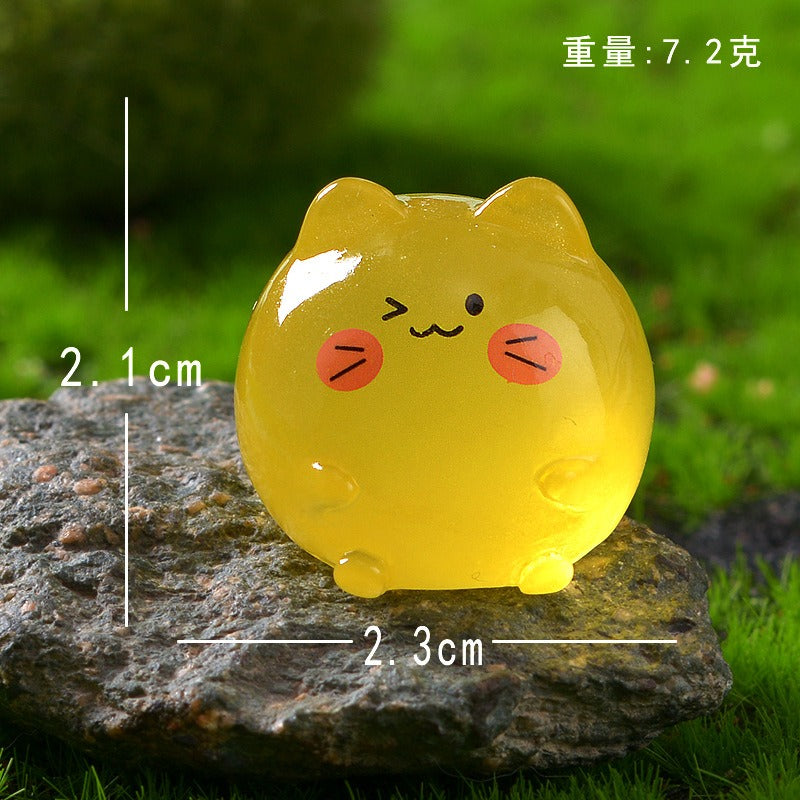 Magic Bag---Luminous Resin Cat Size 2.1*2.3cm